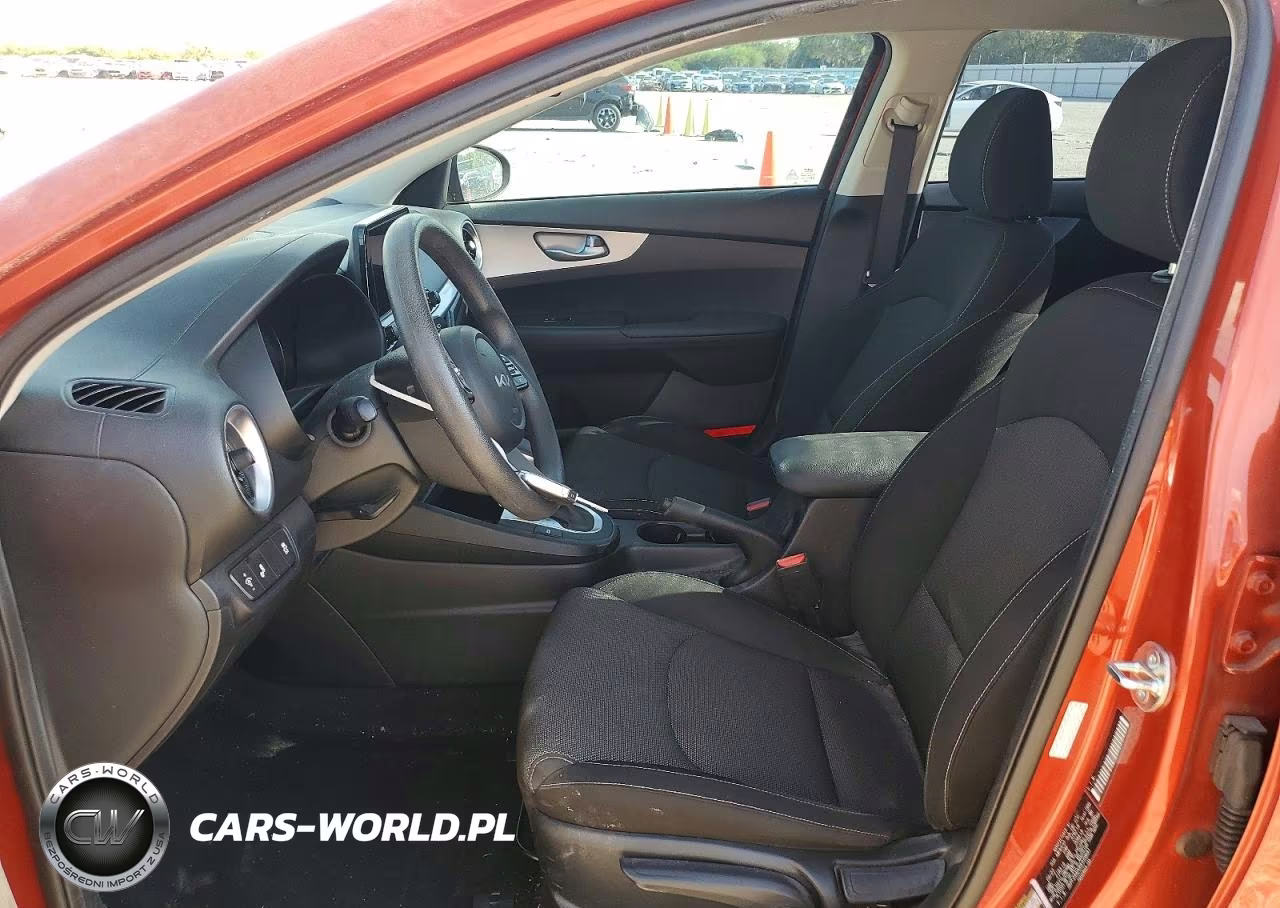 2024 Kia Forte Lxs VIN:3KPF24AD0RE699681 - 7