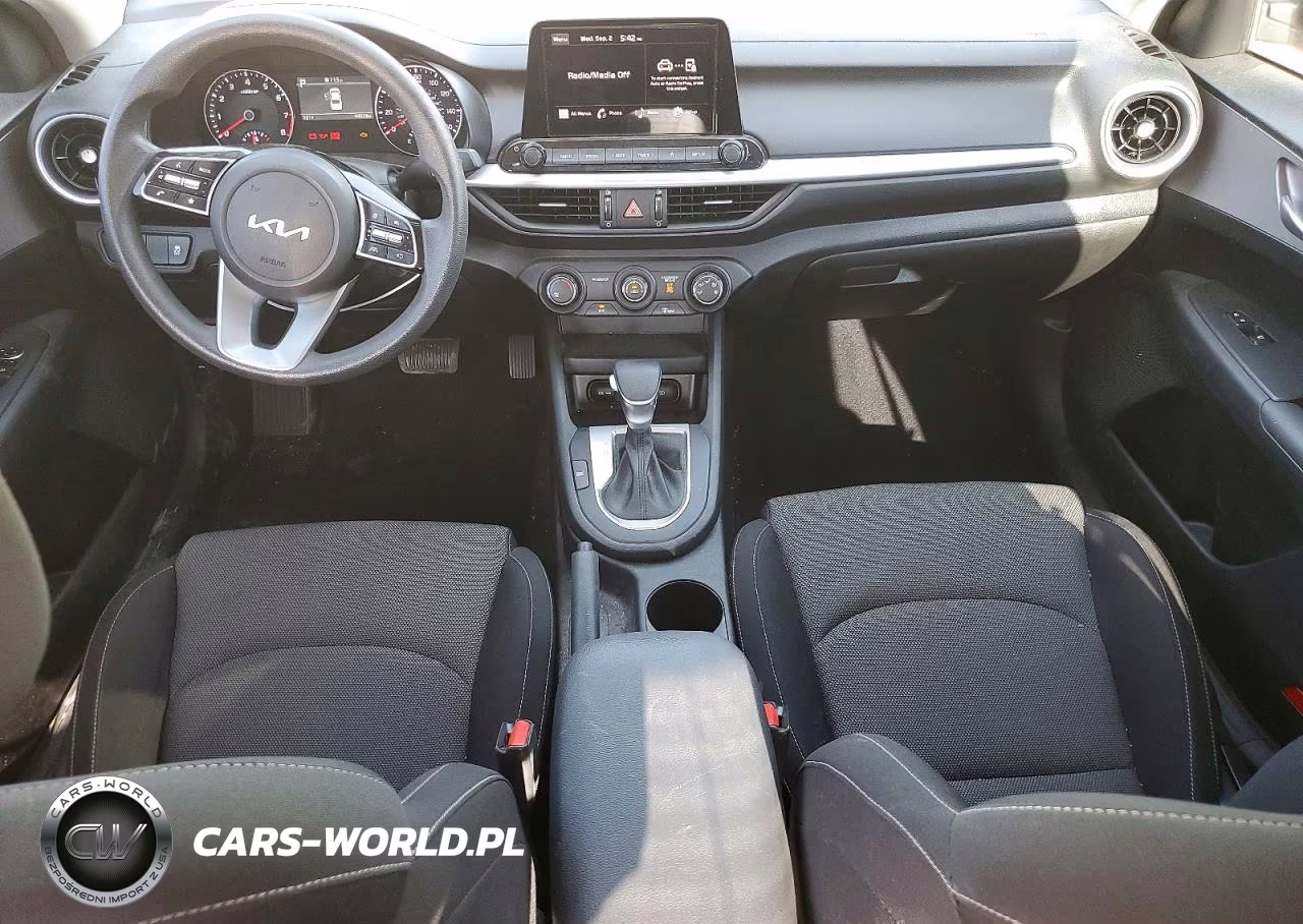 2024 Kia Forte Lxs VIN:3KPF24AD0RE699681 - 8