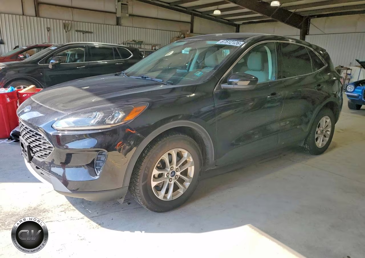 2021 Ford Escape Se VIN:1FMCU9BZ5MUB14765 - 1