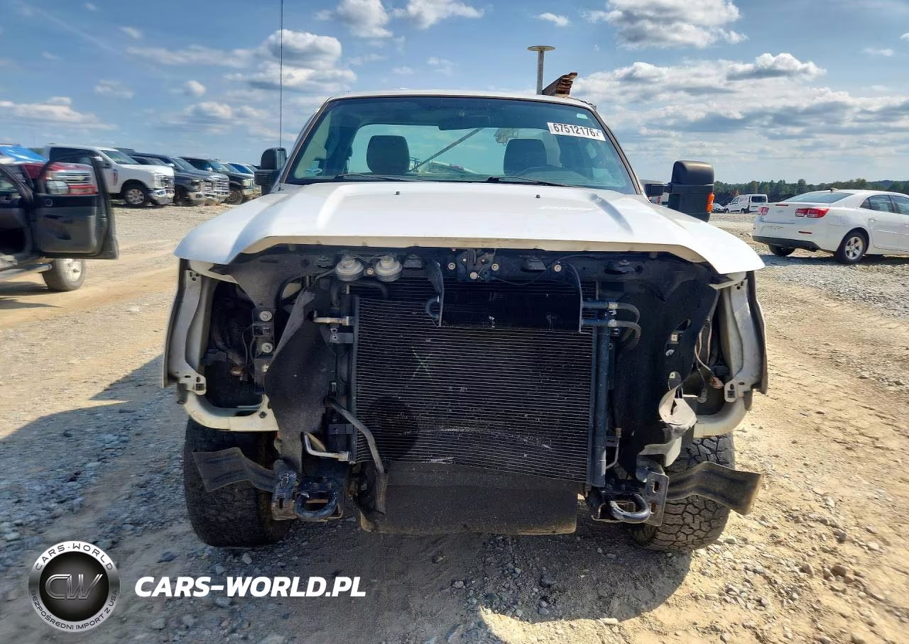 2012 Ford F350 Super Duty VIN:1FDBF3B68CEA08621 - 5
