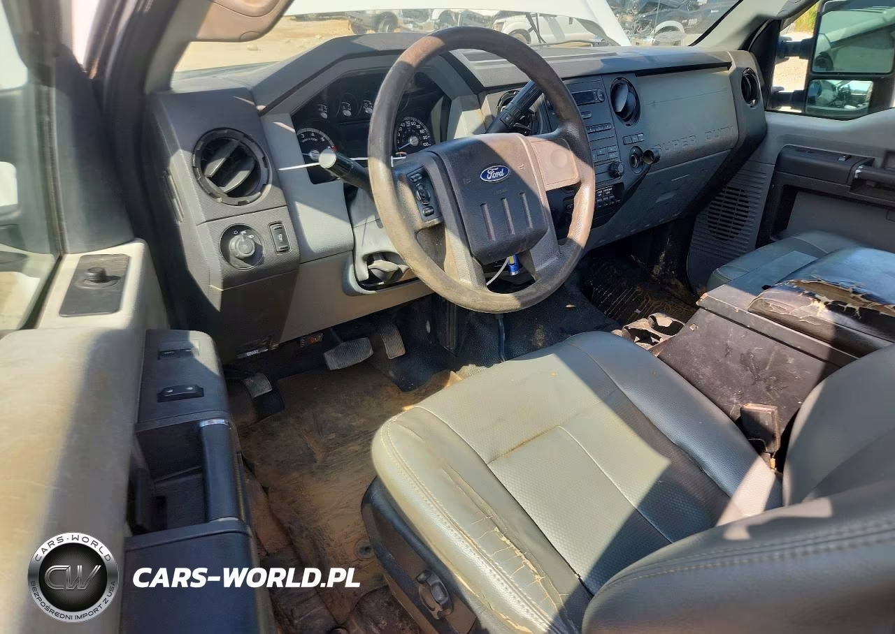 2012 Ford F350 Super Duty VIN:1FDBF3B68CEA08621 - 8