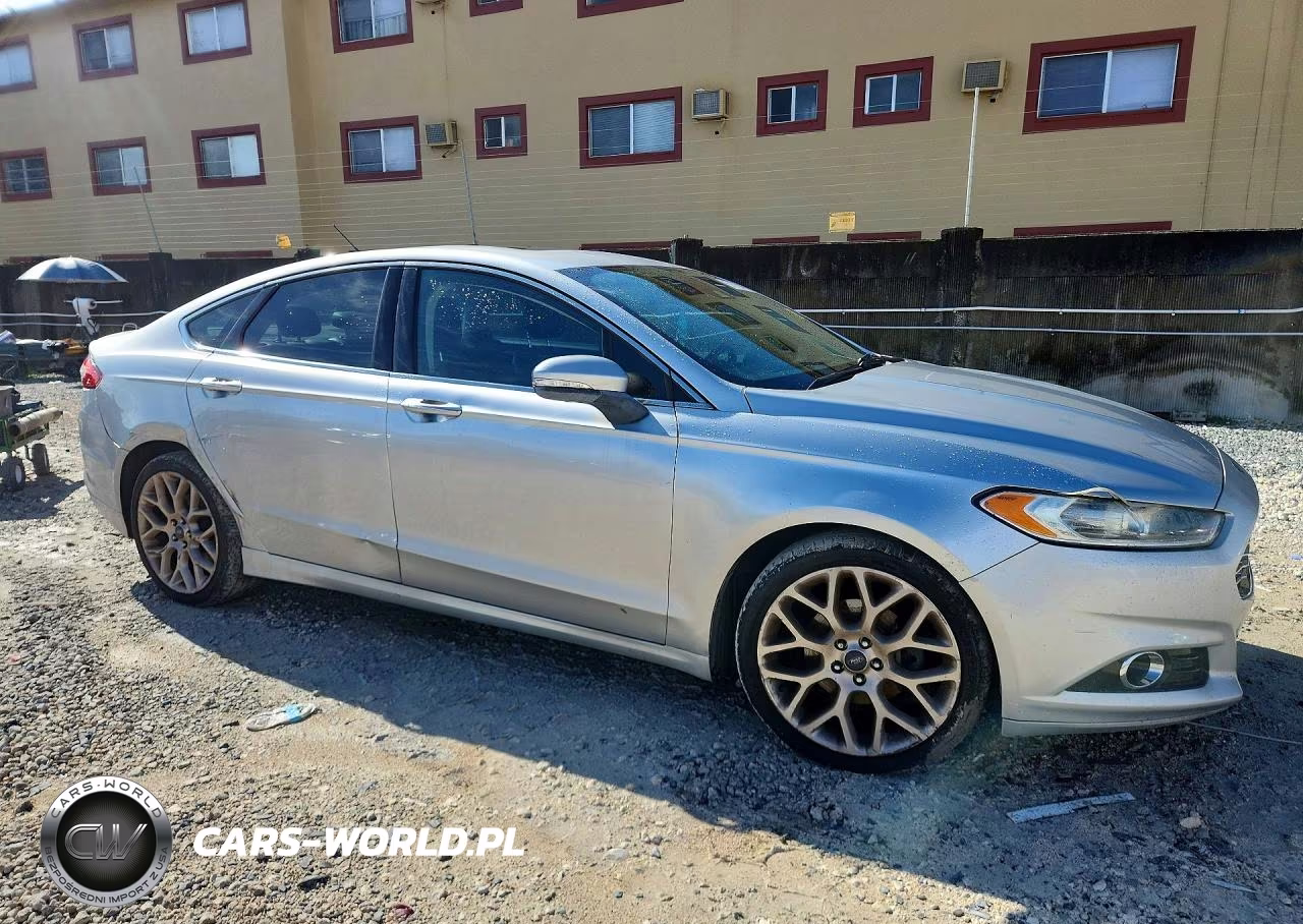 2014 Ford Fusion Titanium VIN:3FA6P0K96ER396160 - 4