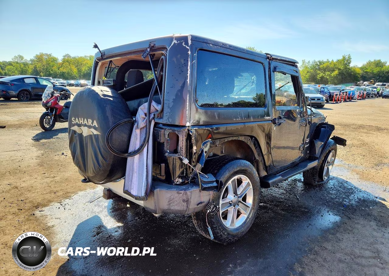 2012 Jeep Wrangler Sahara VIN:1C4AJWBG6CL173426 - 3