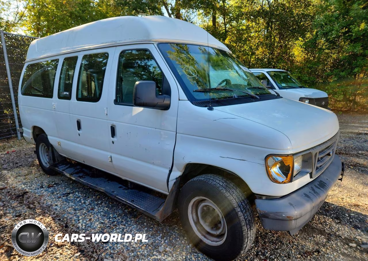 2012 Ford Econoline E250 Van VIN:1FTNE24W27DA27303 - 4