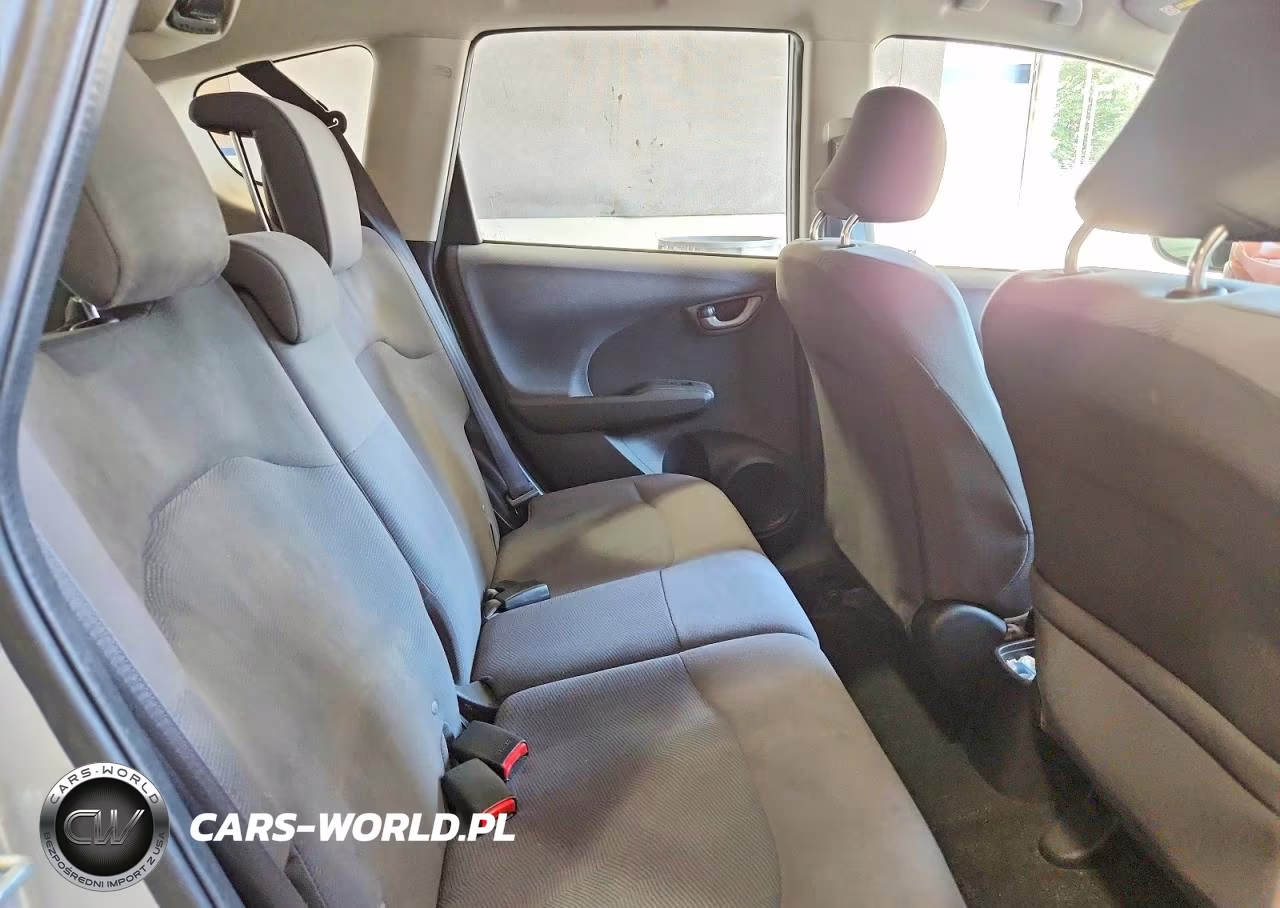 2012 Honda Fit VIN:JHMGE8H39CC001128 - 10