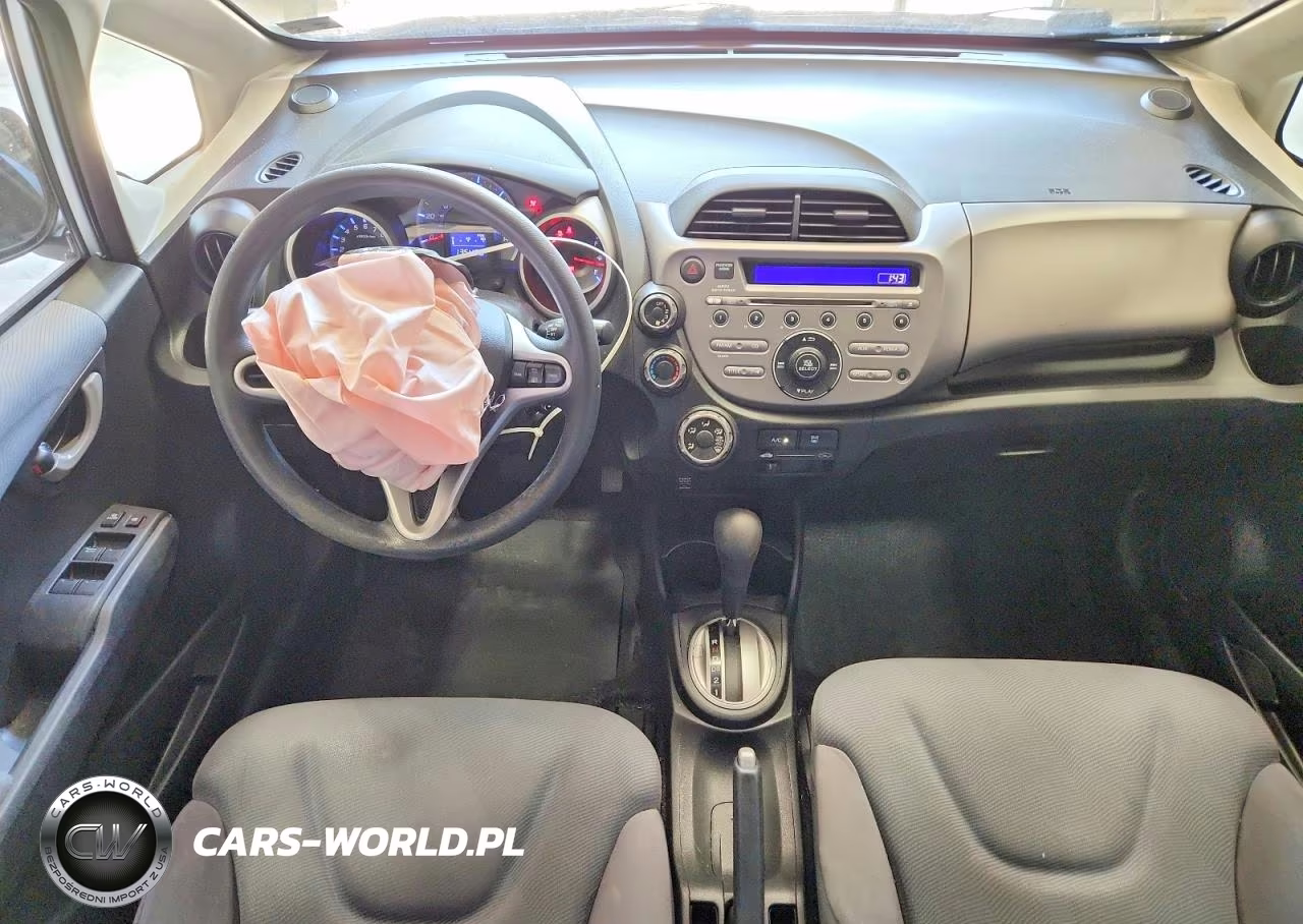 2012 Honda Fit VIN:JHMGE8H39CC001128 - 8