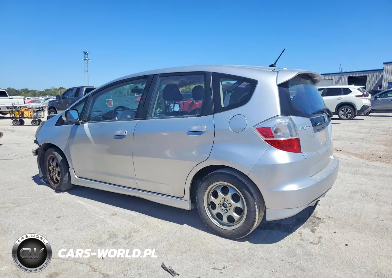 2013 Honda Fit Sport VIN:JHMGE8H50DC053847 - 2