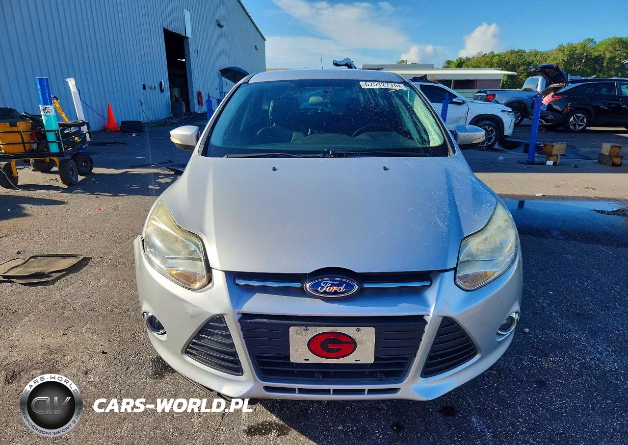 2014 Ford Focus Se VIN:1FADP3K23EL221861 - 5