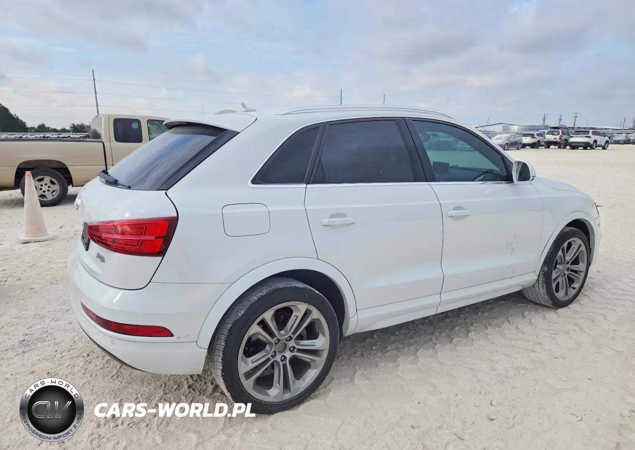 2017 Audi Q3 Premium Plus VIN:WA1HCCFS5HR000243 - 3