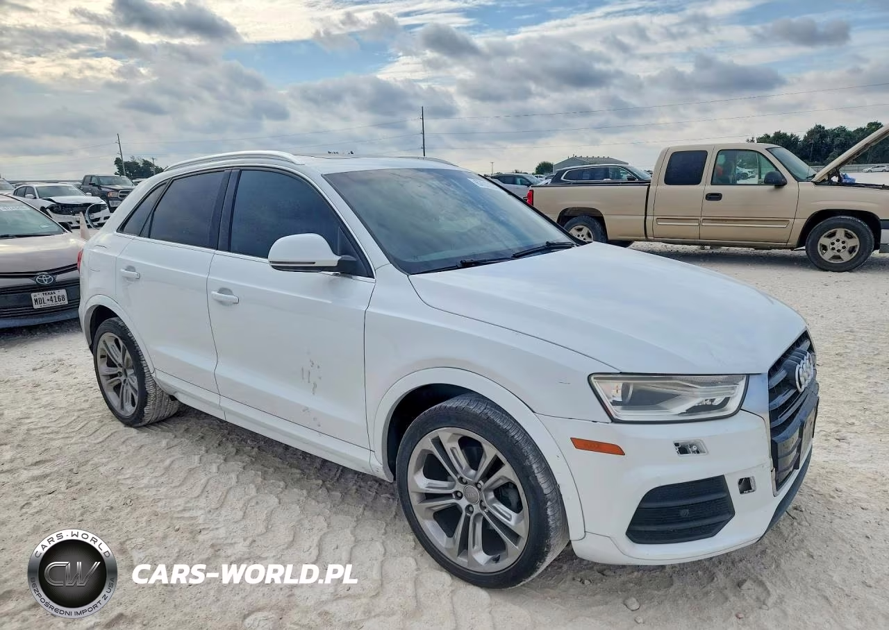 2017 Audi Q3 Premium Plus VIN:WA1HCCFS5HR000243 - 4