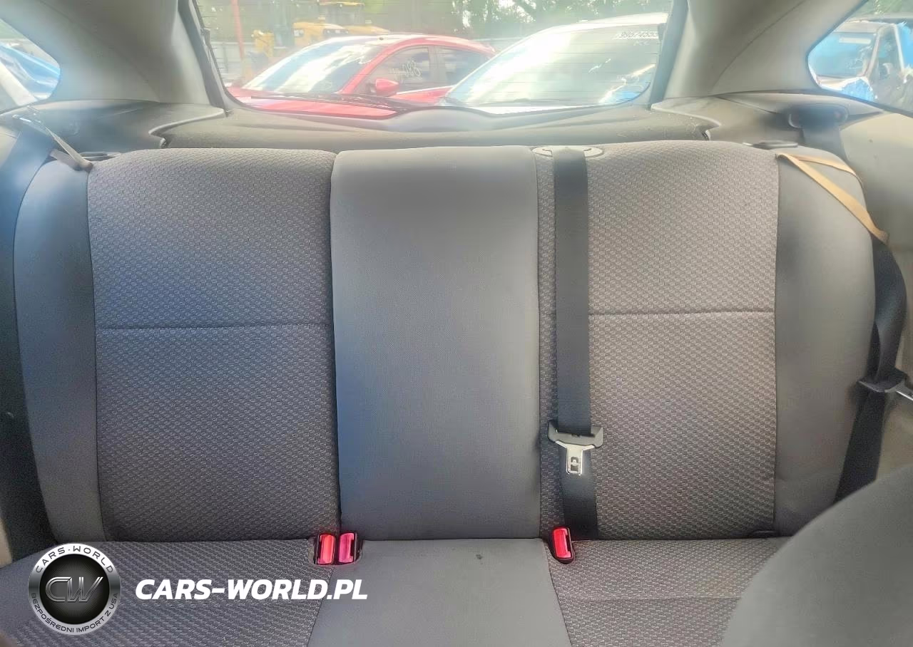 2005 Ford Focus Zx3 VIN:3FAHP31N15R125919 - 10