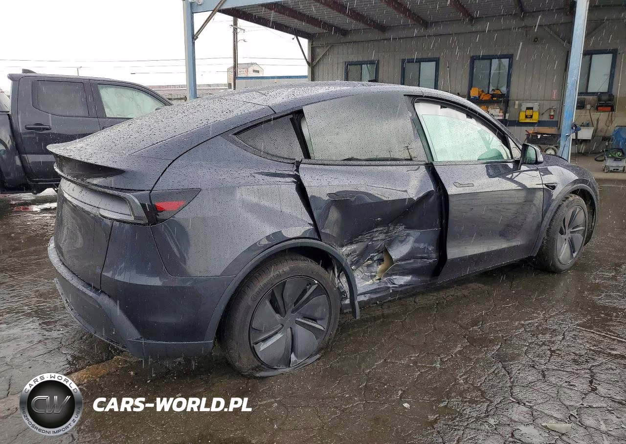 2026 Tesla Model Y VIN:7SAYGDED1TF431134 - 3