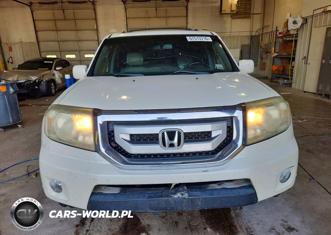2011 Honda Pilot Touring VIN:5FNYF4H92BB049121 - 5