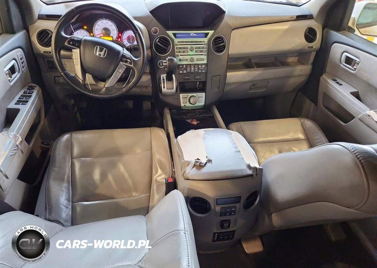2011 Honda Pilot Touring VIN:5FNYF4H92BB049121 - 8