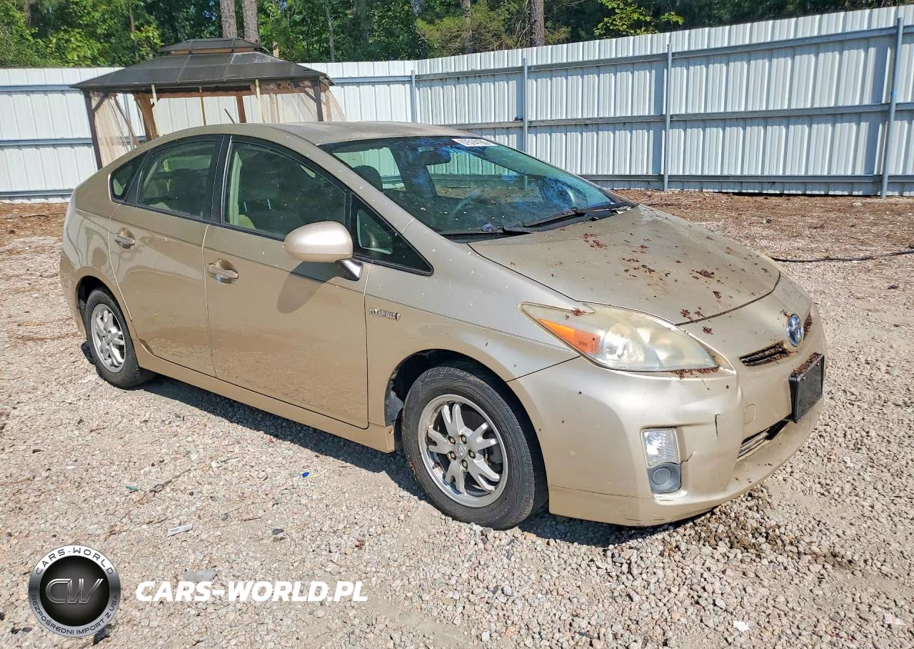 2011 Toyota Prius Two VIN:JTDKN3DU3B1447377 - 4