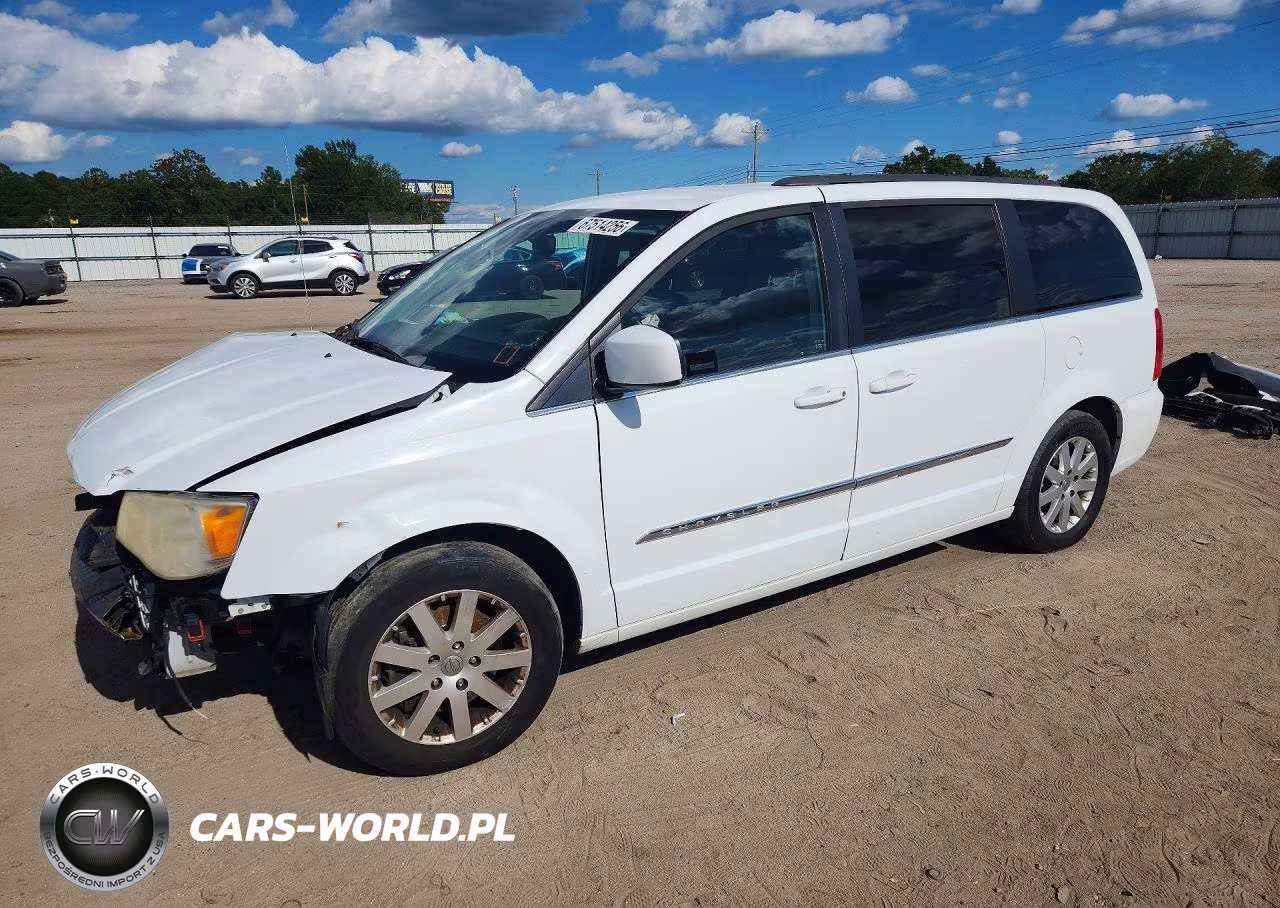 2014 Chrysler Town & Country Touring – zdjęcie 1 z 14