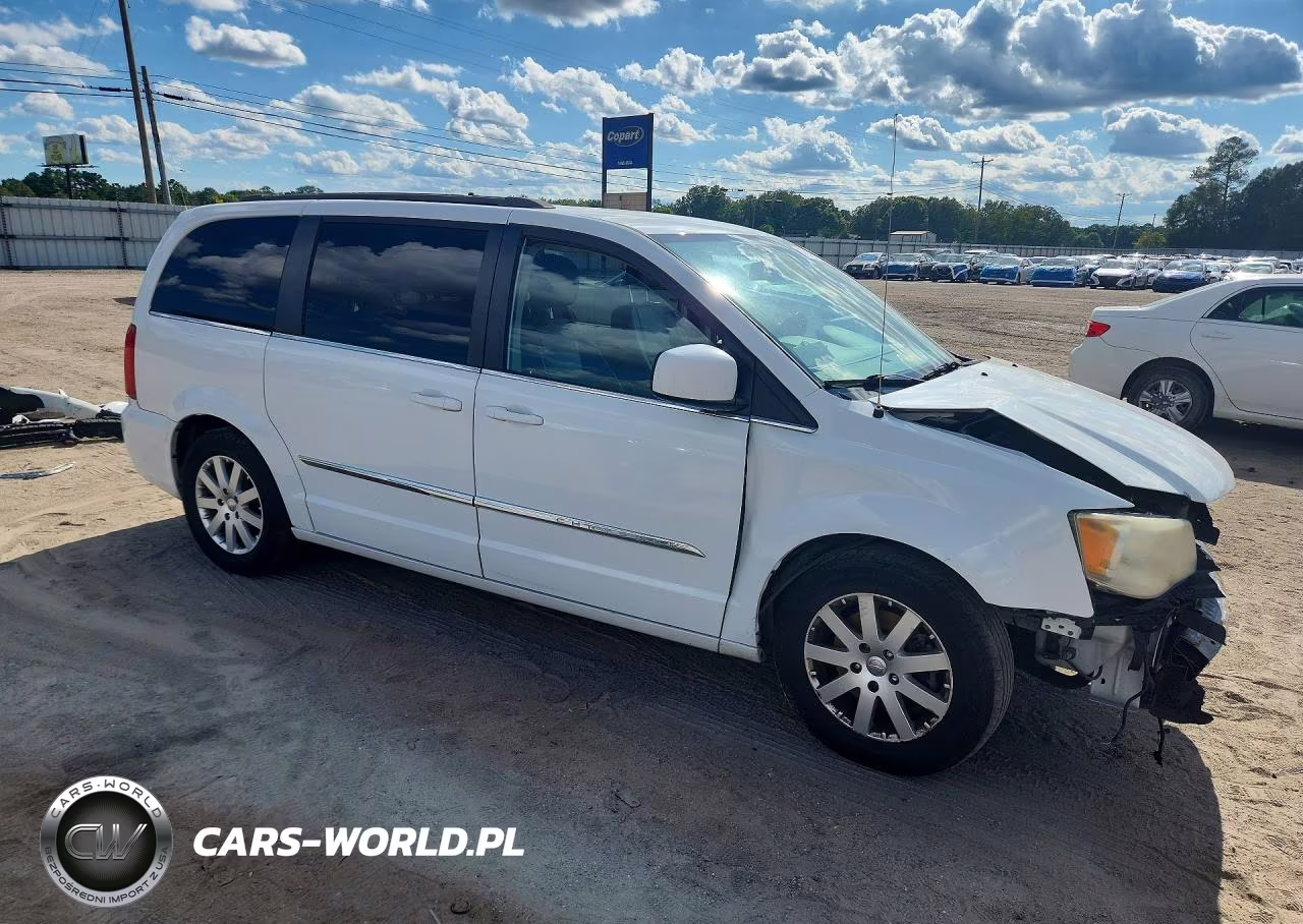 2014 Chrysler Town & Country Touring VIN:2C4RC1BG2ER449692 - 4