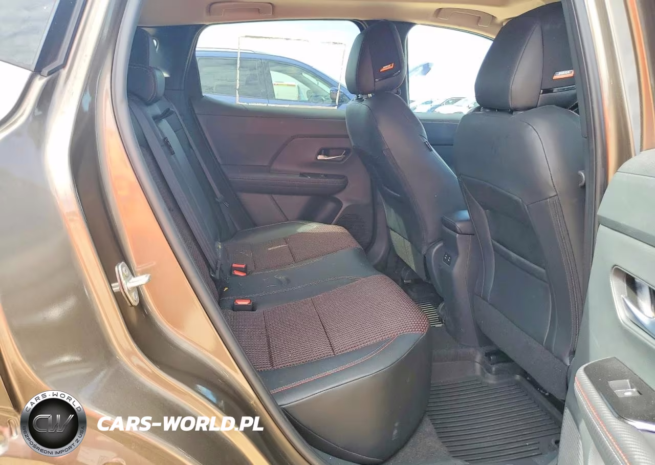 2025 Nissan Kicks Sr VIN:3N8AP6DD7SL336402 - 10