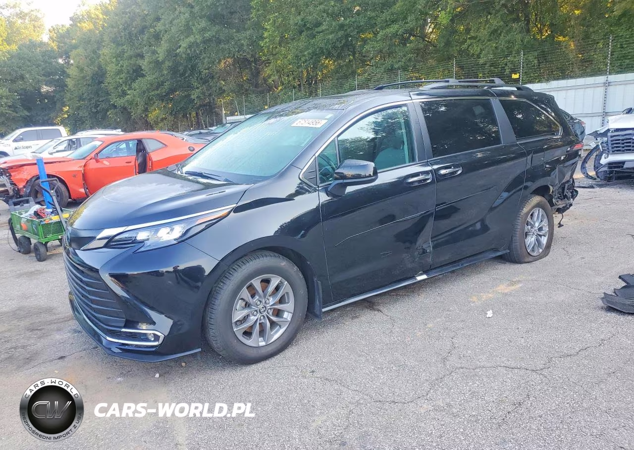 2024 Toyota Sienna Xle – zdjęcie 1 z 13