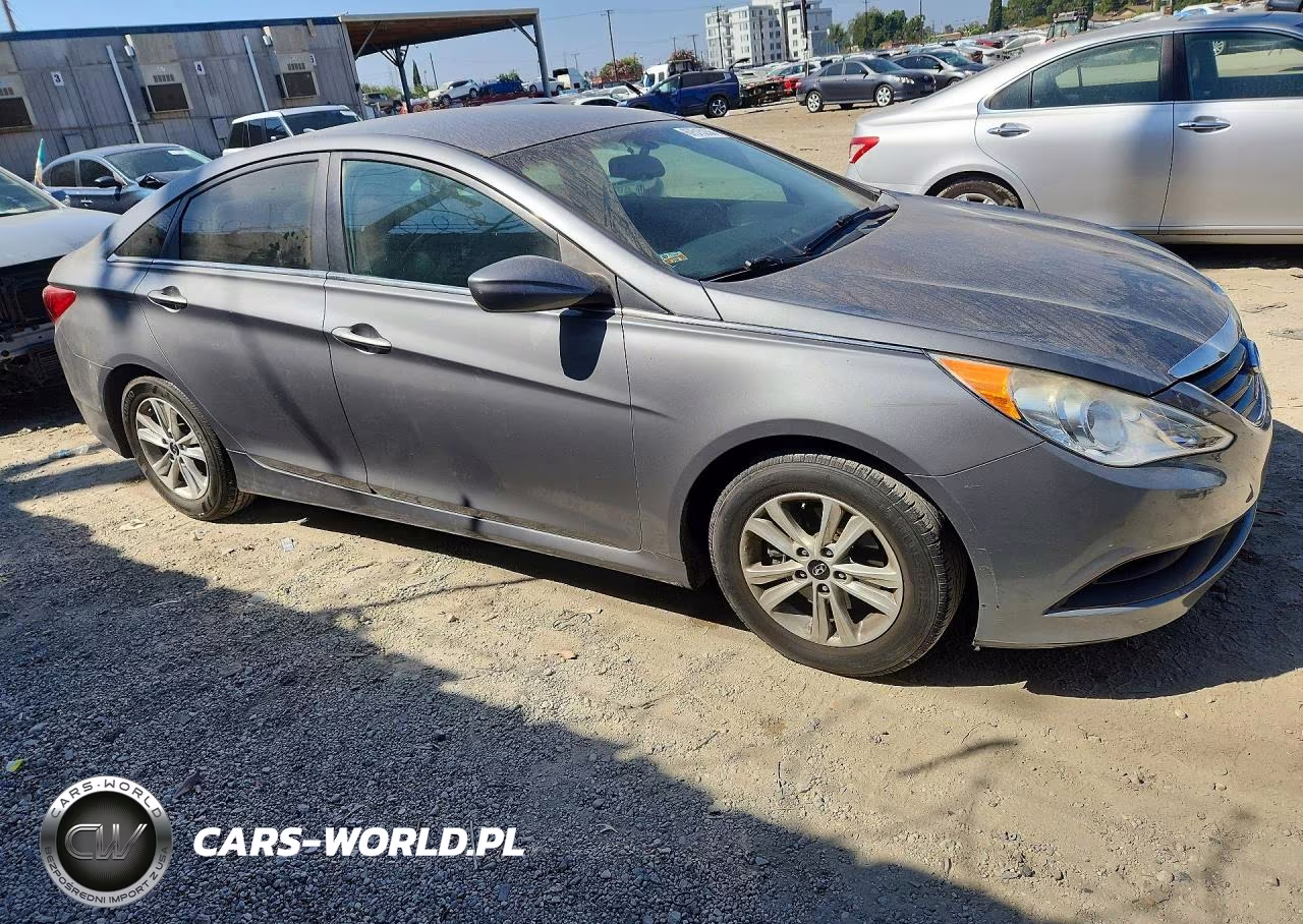 2014 Hyundai Sonata Gls VIN:5NPEB4AC6EH925182 - 4