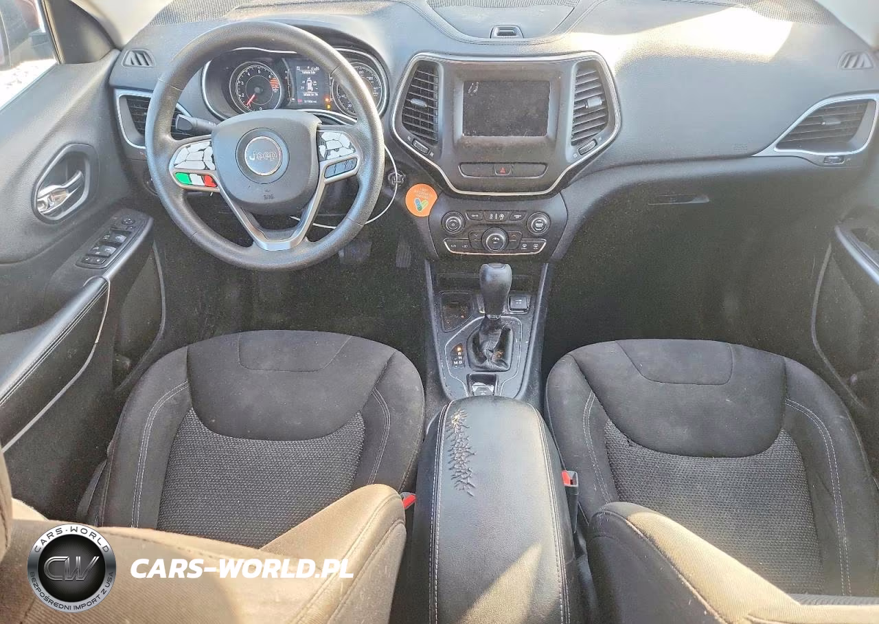 2019 Jeep Cherokee Latitude VIN:1C4PJLCB9KD264534 - 8
