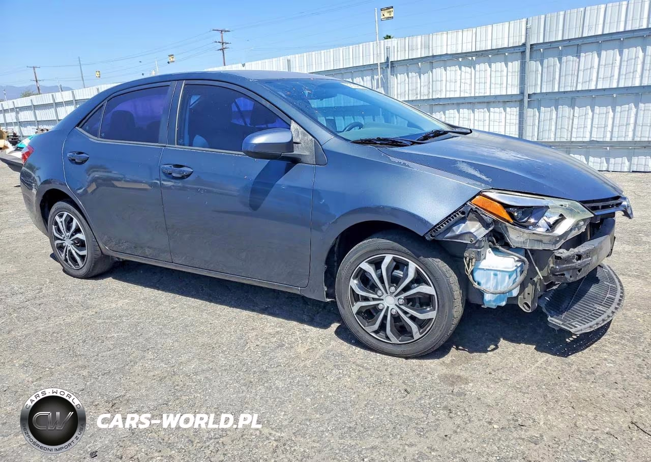 2016 Toyota Corolla Le VIN:5YFBURHE5GP419981 - 4