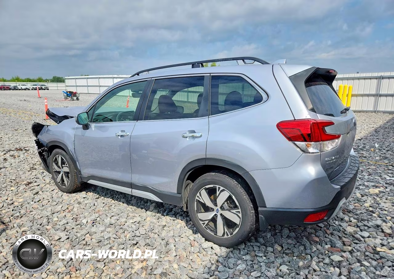 2019 Subaru Forester Touring VIN:JF2SKAWC5KH502633 - 2