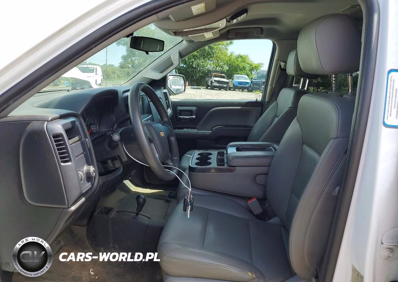 2018 Chevrolet Silverado K1500 VIN:1GCVKNEC0JZ355750 - 7
