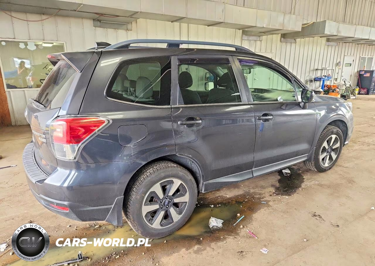 2017 Subaru Forester 2.5I Limited VIN:JF2SJARC1HH547222 - 3