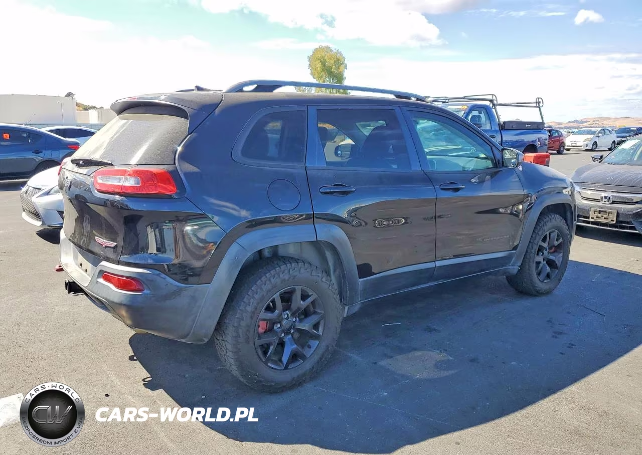 2016 Jeep Cherokee Trailhawk VIN:1C4PJMBS7GW215397 - 3