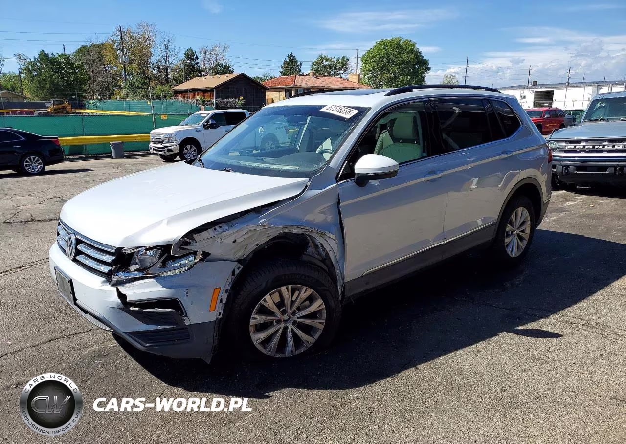 2018 Volkswagen Tiguan Se VIN:3VV2B7AX3JM177312 - 1