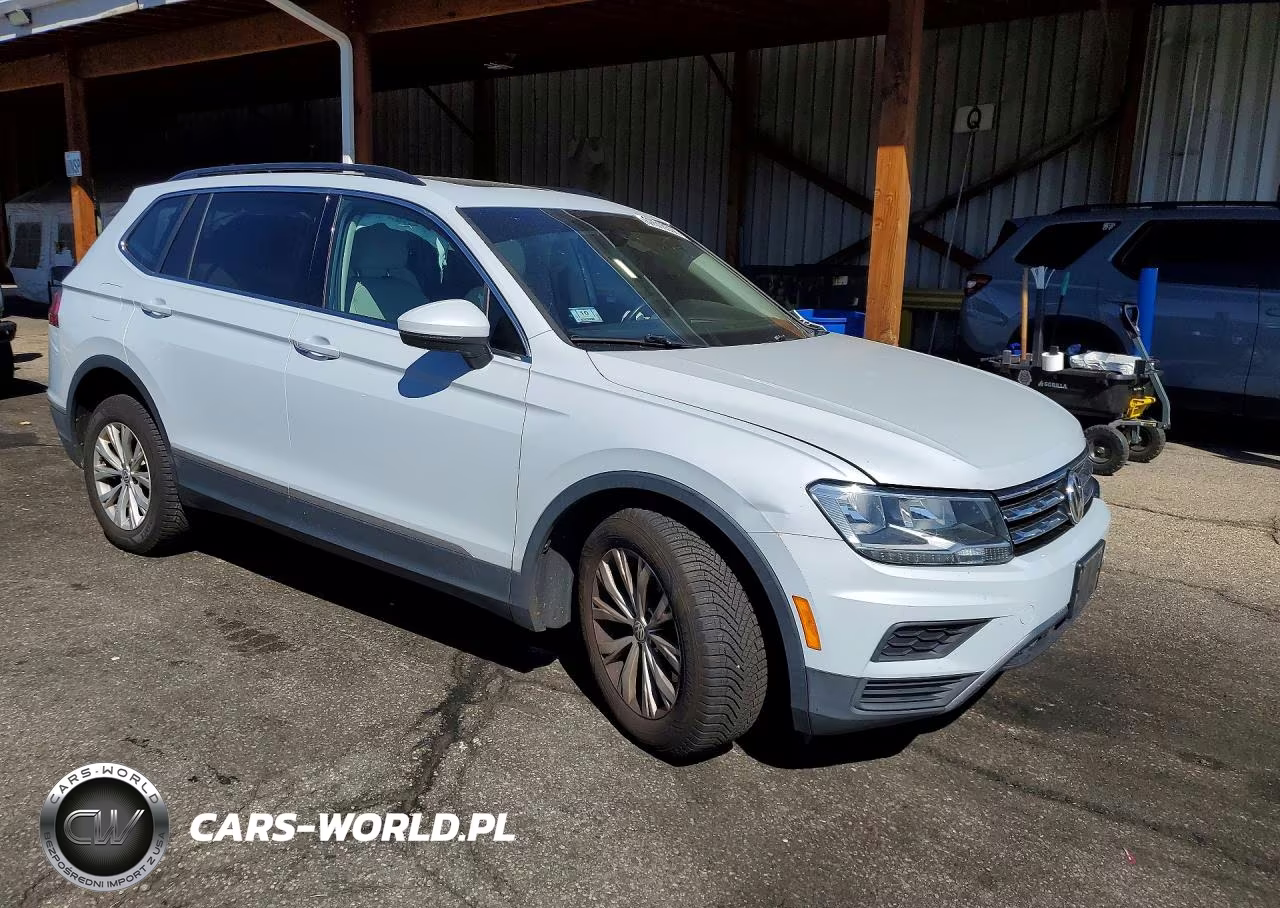 2018 Volkswagen Tiguan Se VIN:3VV2B7AX3JM177312 - 4