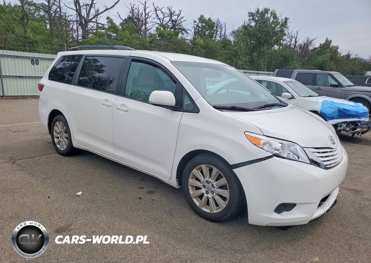 2015 Toyota Sienna Le VIN:5TDJK3DC6FS100761 - 4