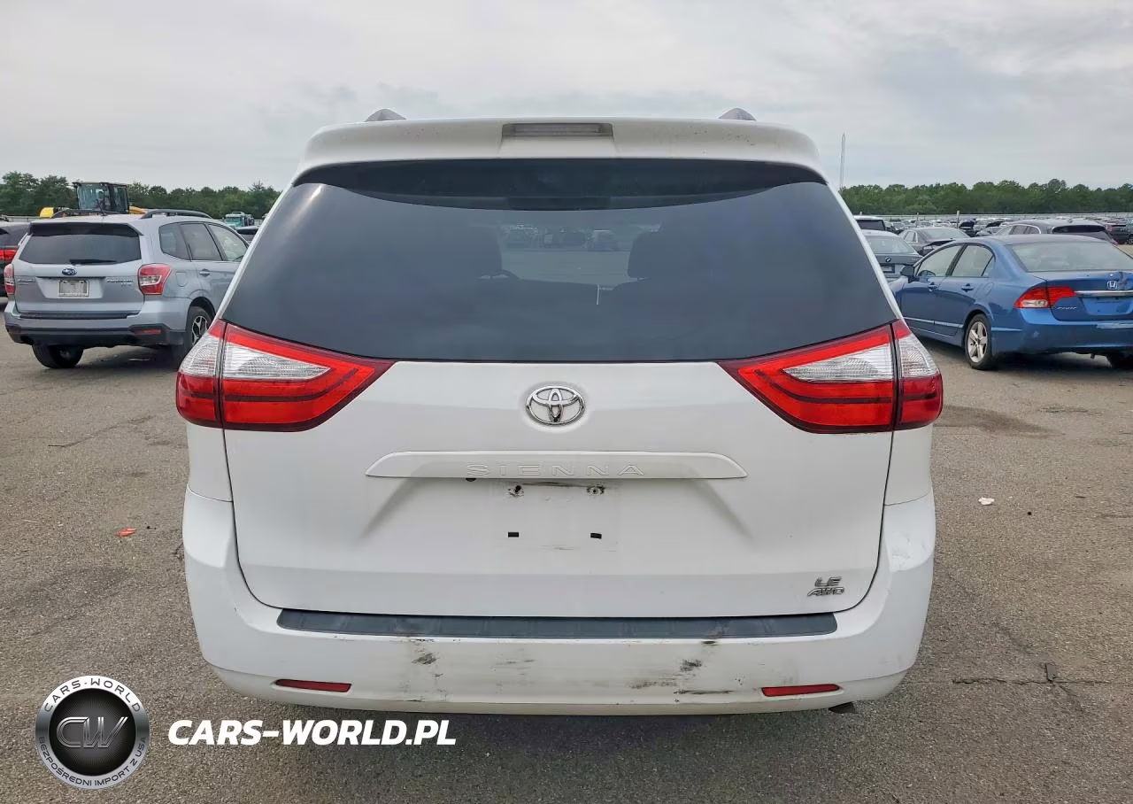 2015 Toyota Sienna Le VIN:5TDJK3DC6FS100761 - 6