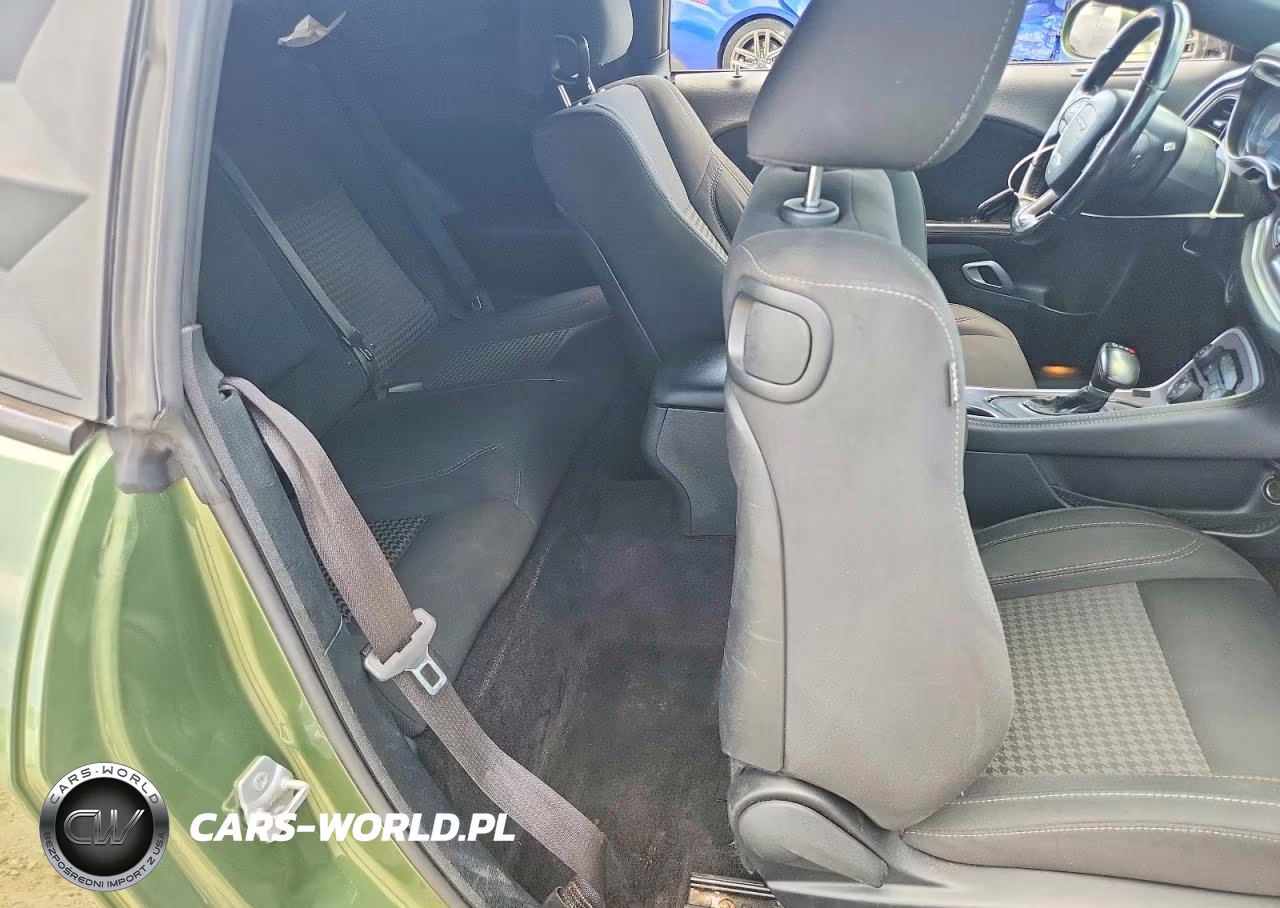 2018 Dodge Challenger Sxt VIN:2C3CDZAG9JH251425 - 10