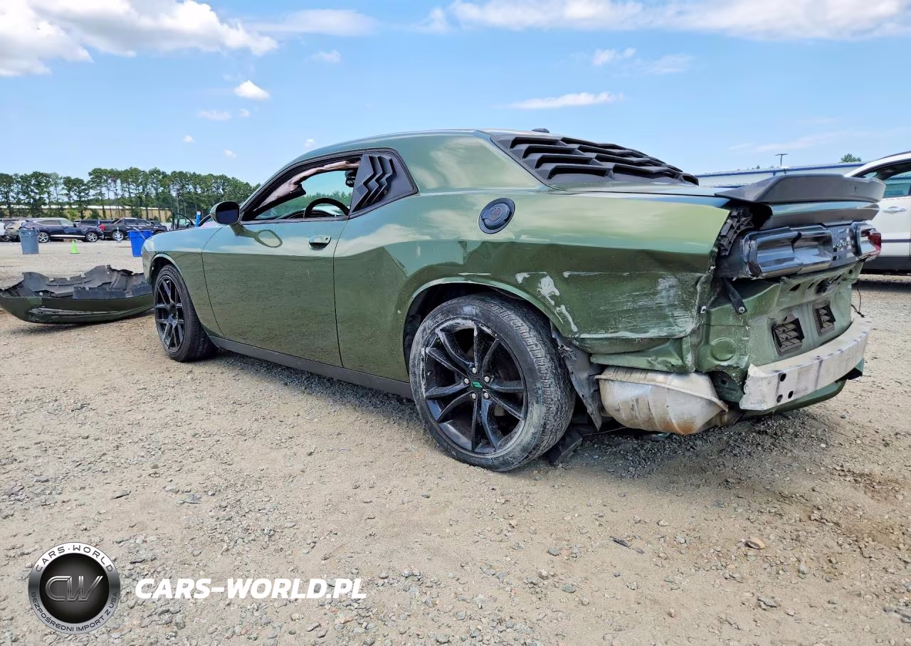 2018 Dodge Challenger Sxt VIN:2C3CDZAG9JH251425 - 2