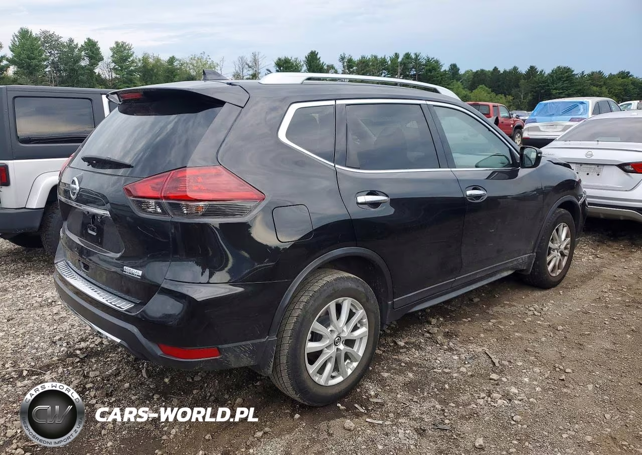 2019 Nissan Rogue S VIN:5N1AT2MV6KC723331 - 3