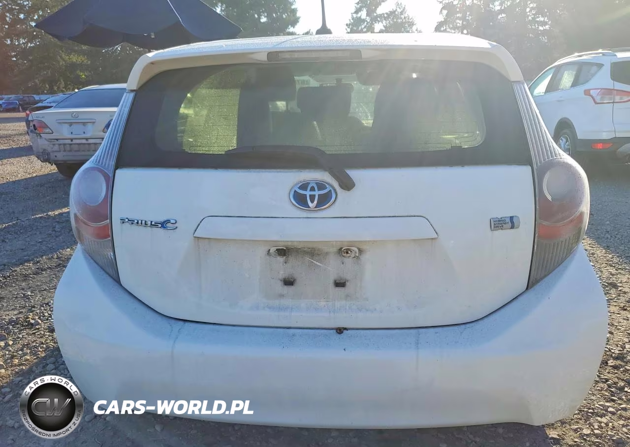 2012 Toyota Prius C Four VIN:JTDKDTB32C1024370 - 6