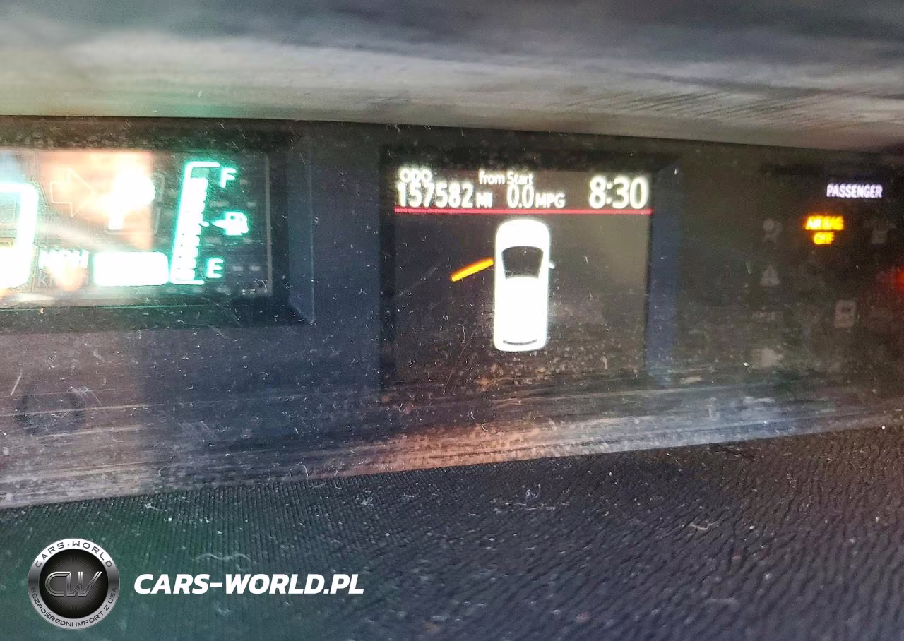 2012 Toyota Prius C Four VIN:JTDKDTB32C1024370 - 9