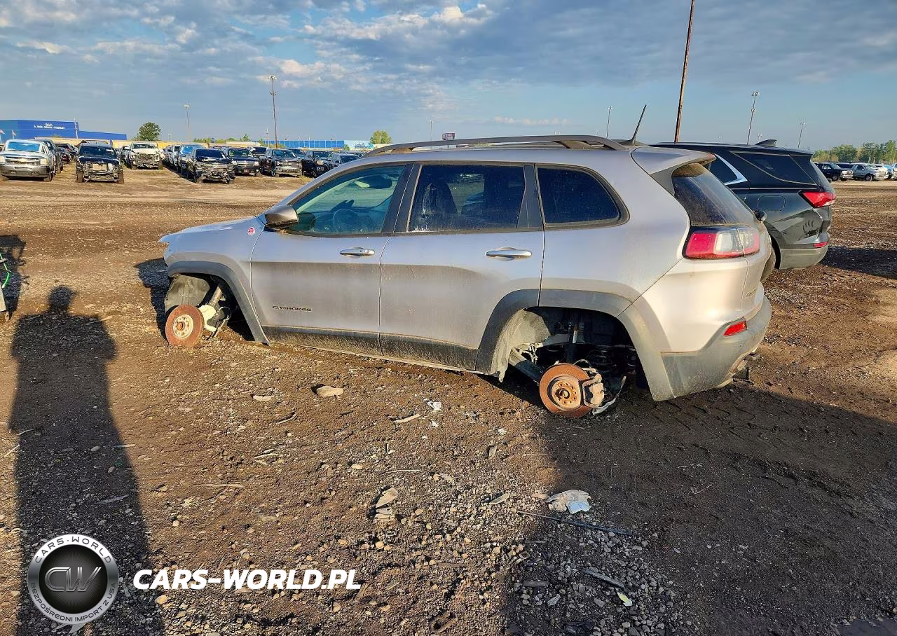 2019 Jeep Cherokee Trailhawk VIN:1C4PJMBNXKD161351 - 2
