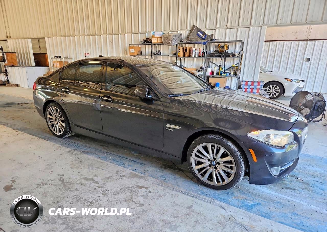 2011 BMW 550 Xi VIN:WBAFU9C57BC278130 - 4