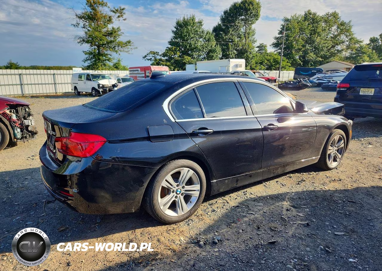 2017 BMW 330 Xi VIN:WBA8D9G3XHNU62931 - 3