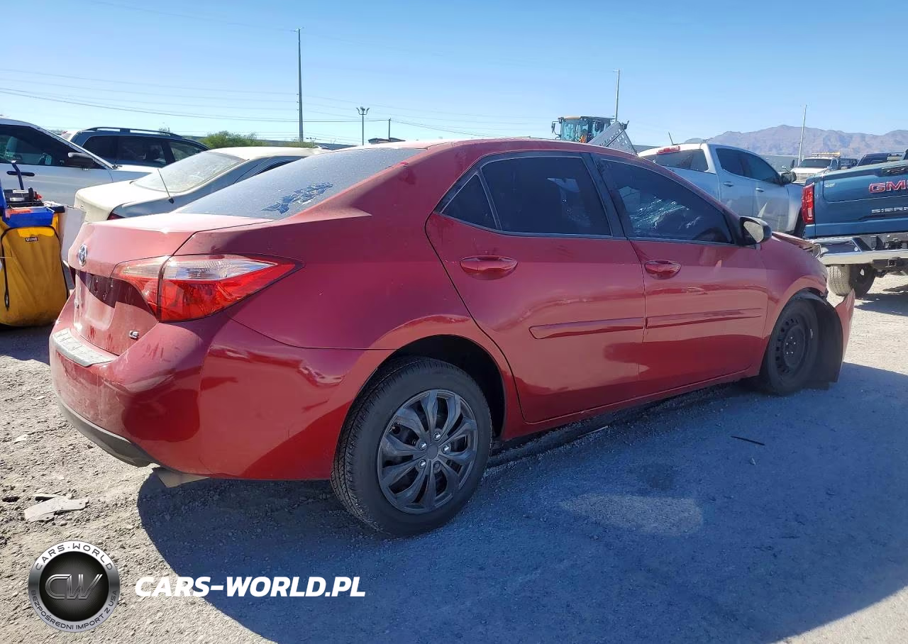 2017 Toyota Corolla Le VIN:2T1BURHE4HC914464 - 3