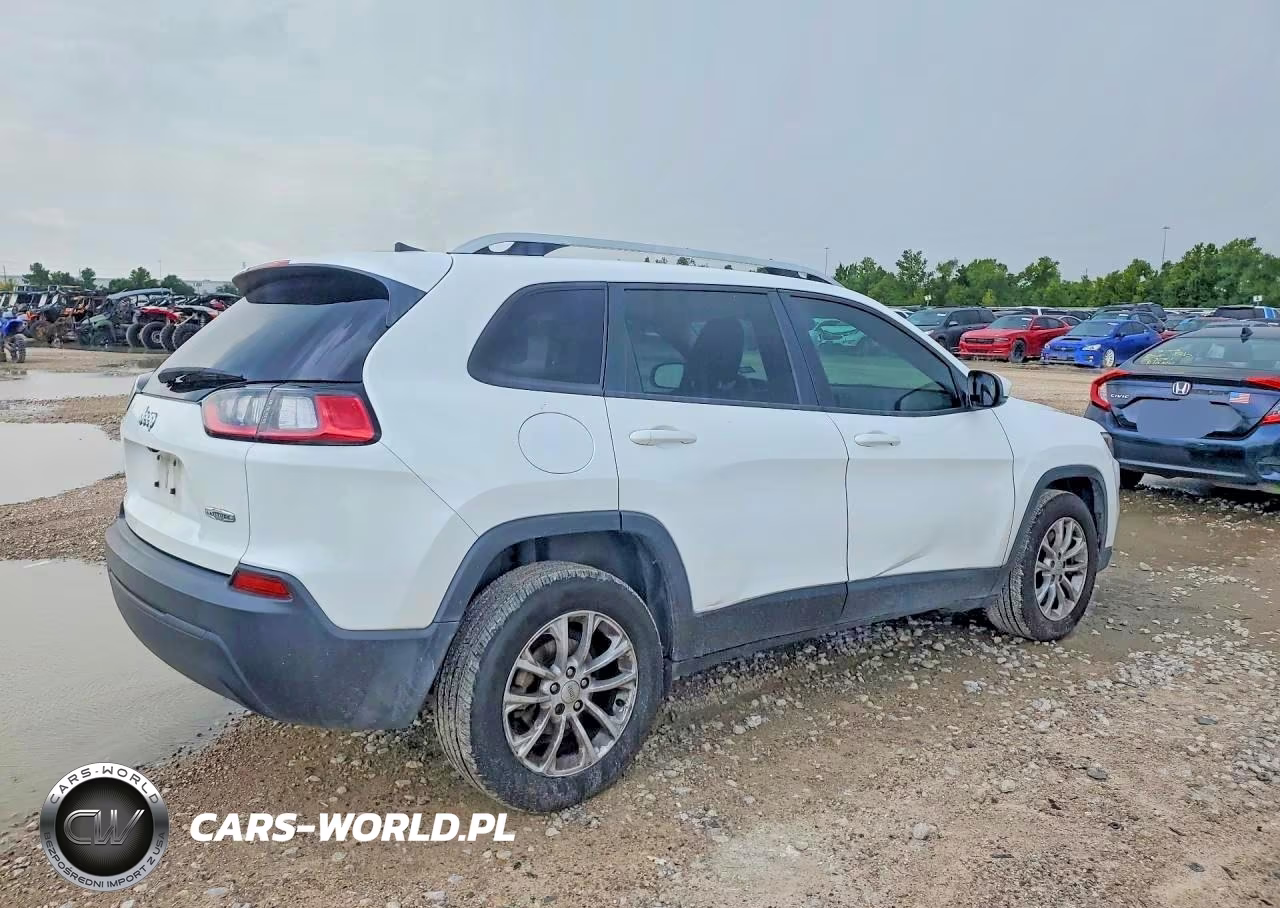 2021 Jeep Cherokee Latitude VIN:1C4PJLCB3MD164982 - 3