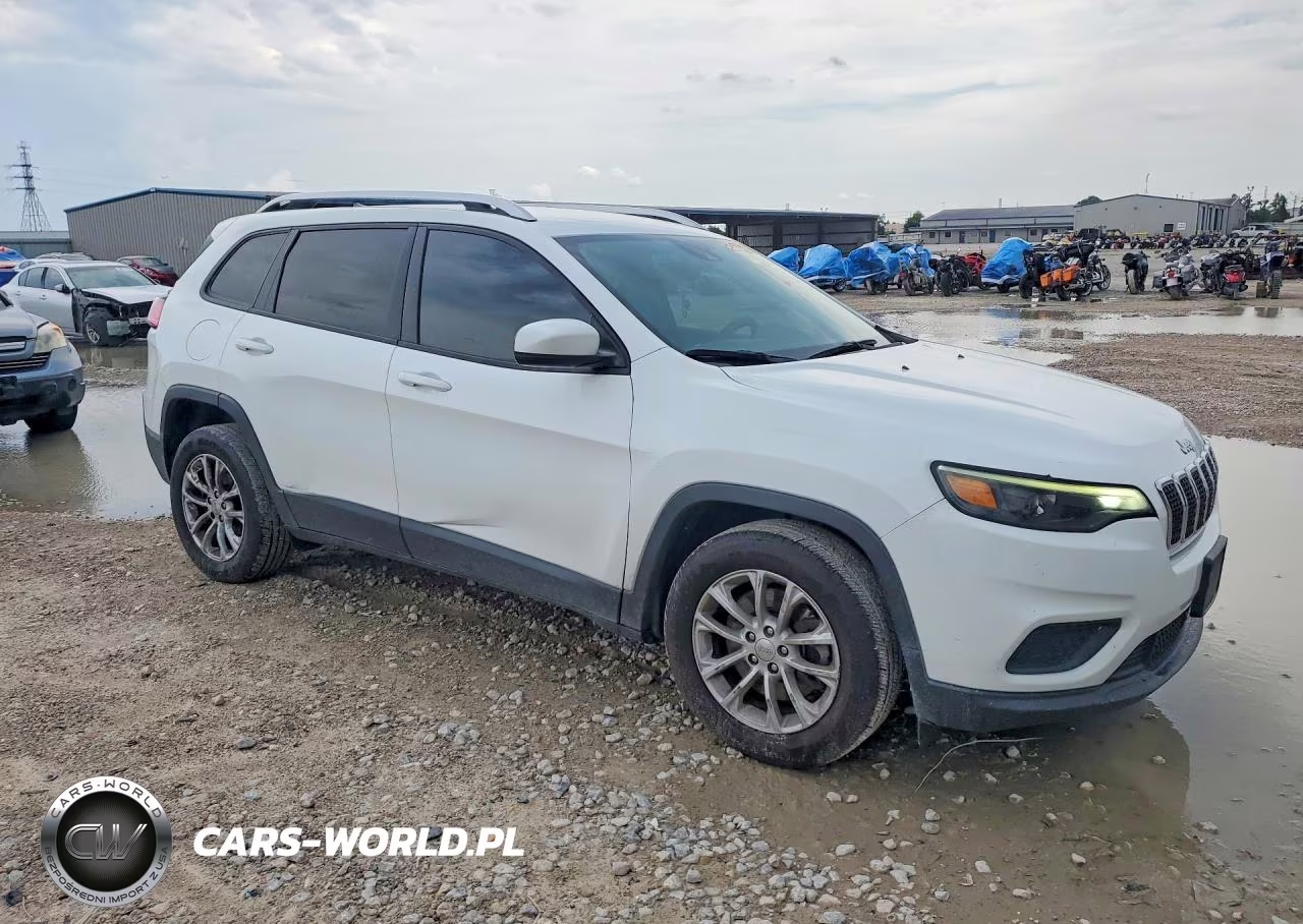 2021 Jeep Cherokee Latitude VIN:1C4PJLCB3MD164982 - 4
