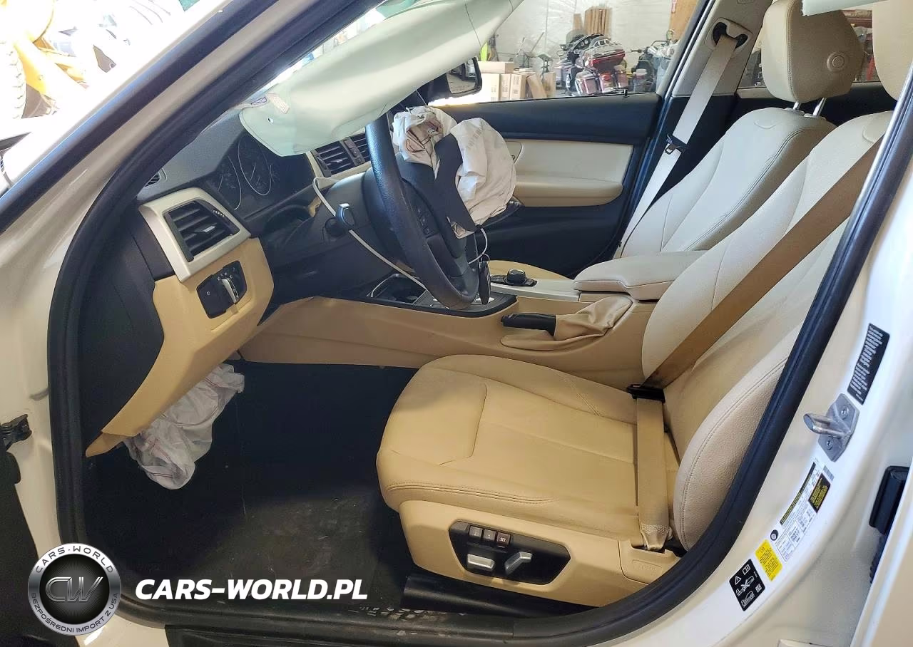 2018 BMW 320 Xi VIN:WBA8A3C57JA067390 - 7