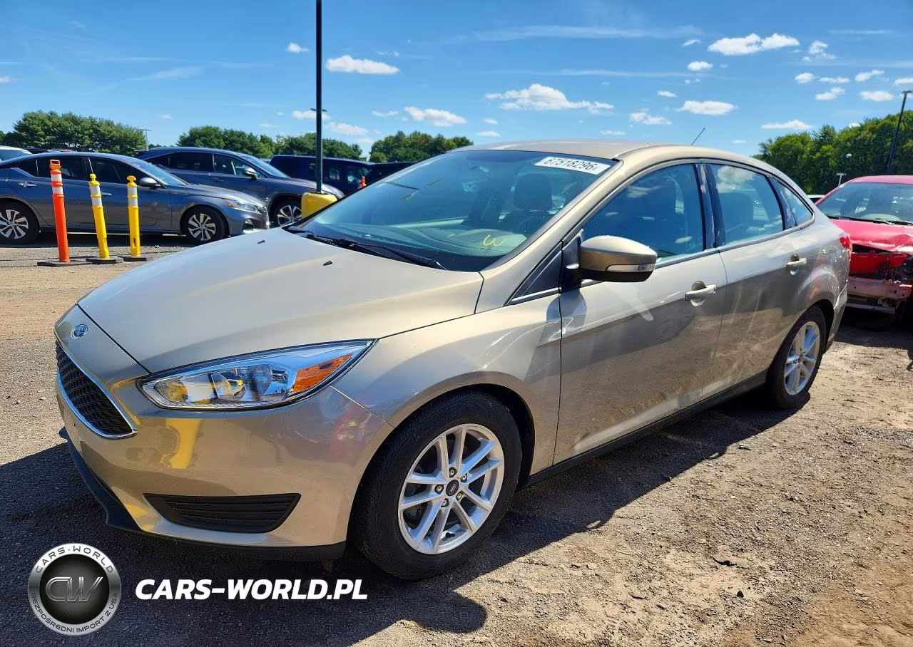 2016 Ford Focus Se VIN:1FADP3F20GL308615 - 1
