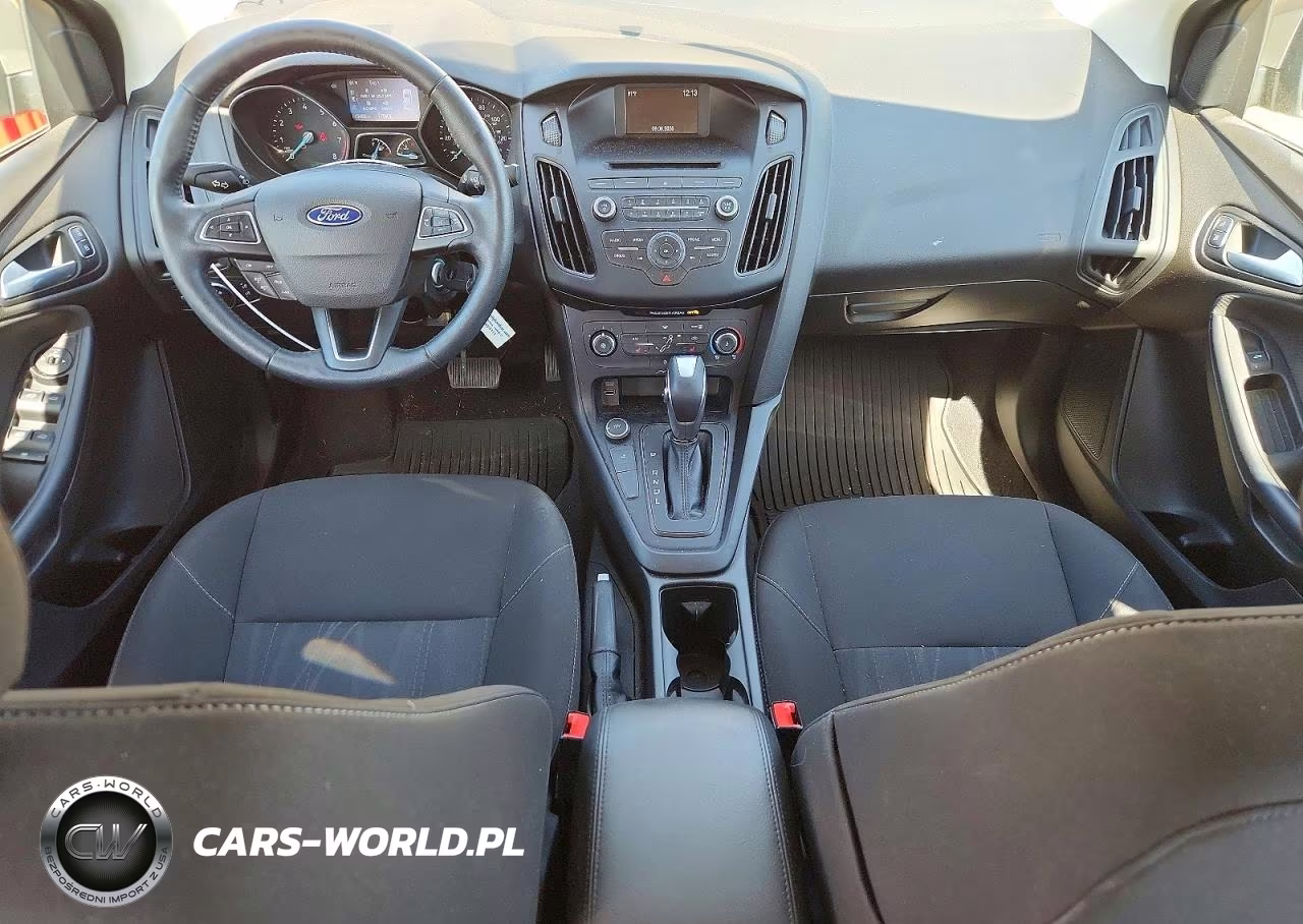 2016 Ford Focus Se VIN:1FADP3F20GL308615 - 8