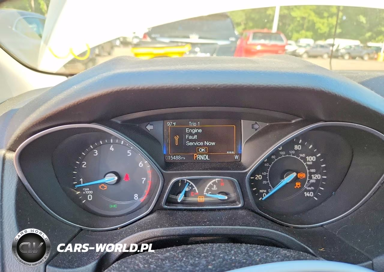 2016 Ford Focus Se VIN:1FADP3F20GL308615 - 9