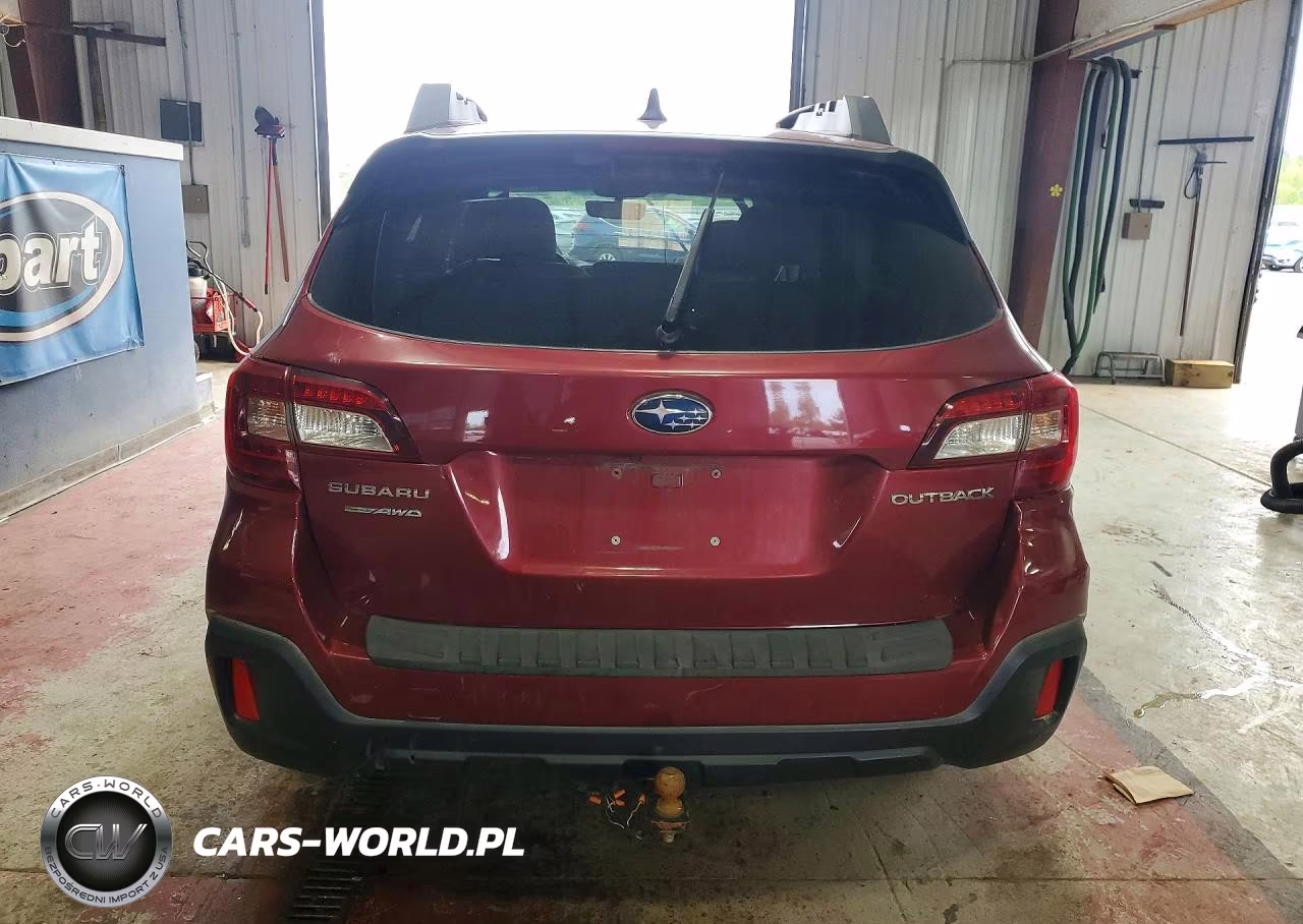 2018 Subaru Outback 2.5I Premium VIN:4S4BSACC3J3317653 - 6